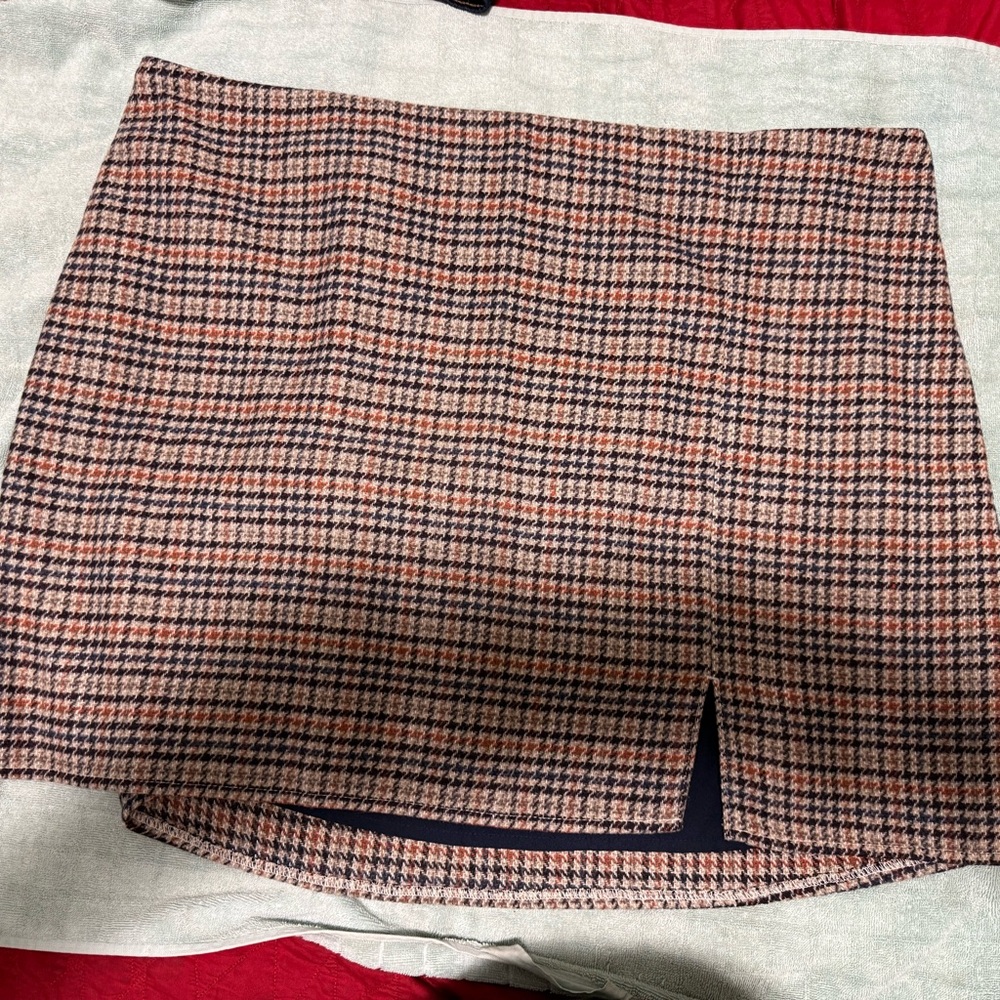 Old Navy Checkered Mini Skirt - Pink and Black